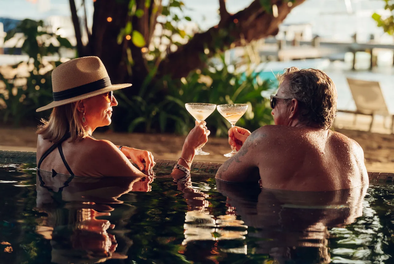 A social media production agency based in Roatán, Bay Islands.